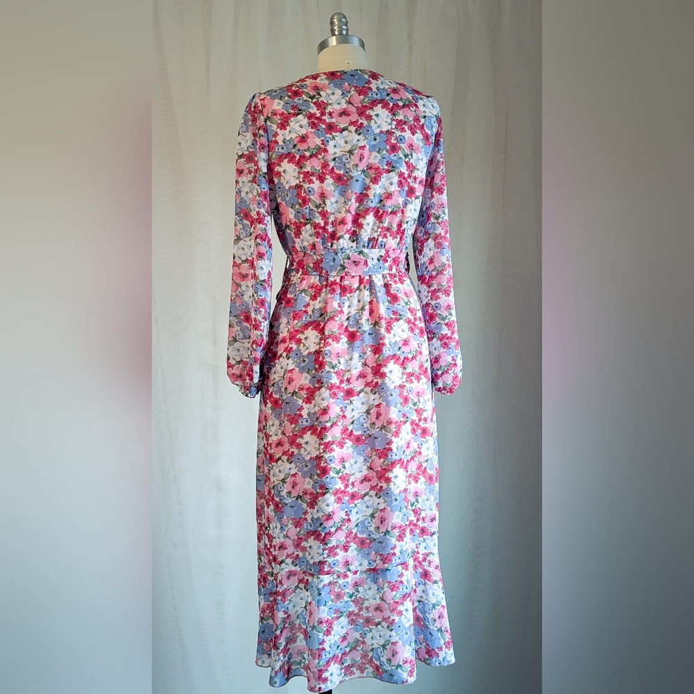 Floral Wrap Dress - Picture 3 of 6